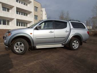 2007 Mitsubishi L200 Pictures