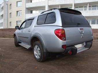 2007 Mitsubishi L200 Photos