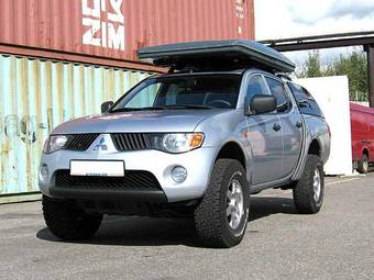 2007 Mitsubishi L200 Pics