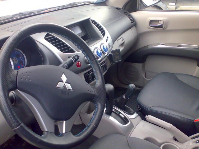 2008 Mitsubishi L200