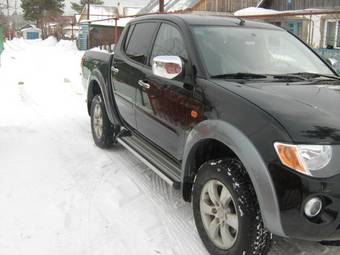 2008 Mitsubishi L200 Photos