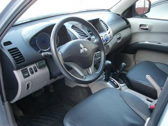 2008 Mitsubishi L200 Pictures
