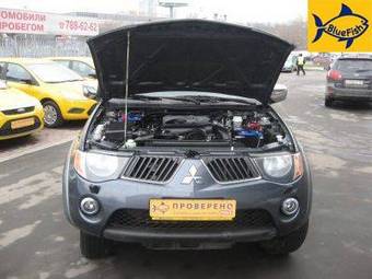 2008 Mitsubishi L200 Photos