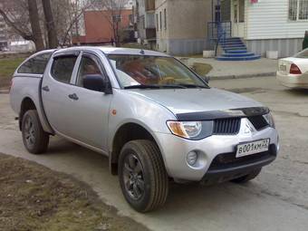 2008 Mitsubishi L200 Wallpapers
