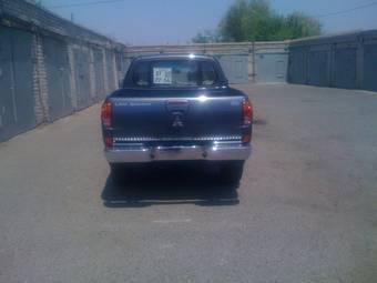 2008 Mitsubishi L200 Photos