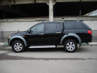 2008 Mitsubishi L200 Photos