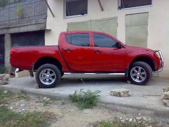 2008 Mitsubishi L200 Pics