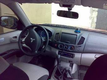 2008 Mitsubishi L200 Pictures