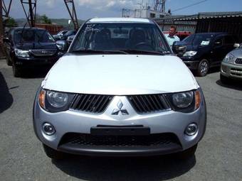 2008 Mitsubishi L200 Pictures