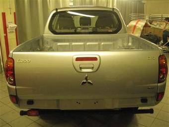 2008 Mitsubishi L200 Photos