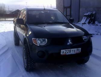 2008 Mitsubishi L200 Wallpapers