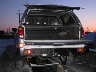 2008 Mitsubishi L200 Photos