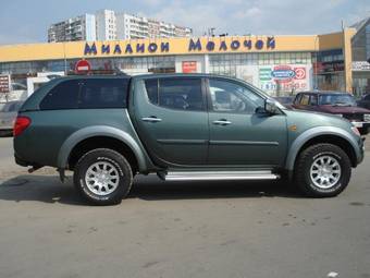 2008 Mitsubishi L200 Photos
