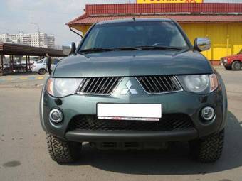 2008 Mitsubishi L200 Pictures