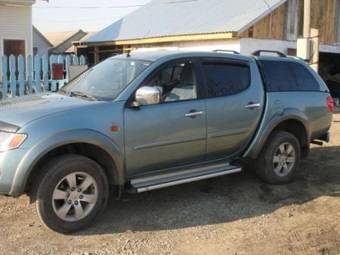 2008 Mitsubishi L200 Photos