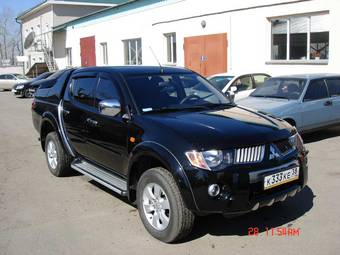 2008 Mitsubishi L200 Photos