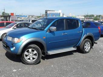 2008 Mitsubishi L200 Photos