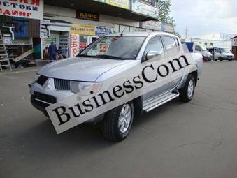 2008 Mitsubishi L200 Photos