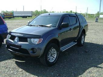 2008 Mitsubishi L200 Pictures