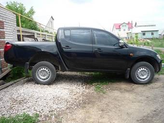 2008 Mitsubishi L200 Photos