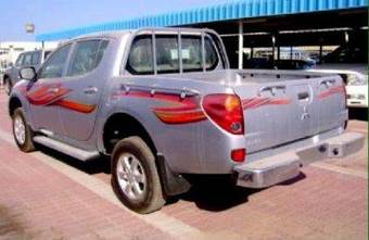 2009 Mitsubishi L200 Pictures