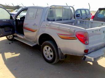 2009 Mitsubishi L200 Wallpapers