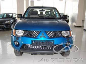 2009 Mitsubishi L200 Pictures