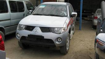 2009 Mitsubishi L200 Pictures
