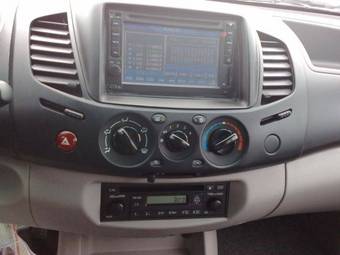 2009 Mitsubishi L200 Pictures