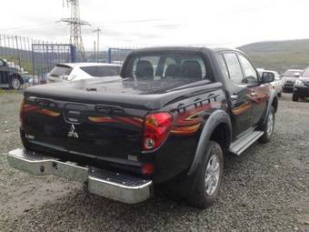 2009 Mitsubishi L200 Wallpapers