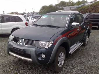 2009 Mitsubishi L200 Pictures