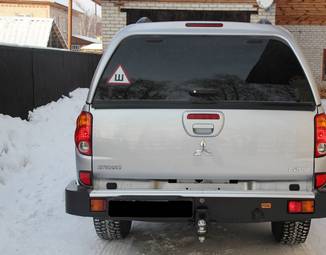 2011 Mitsubishi L200 Photos
