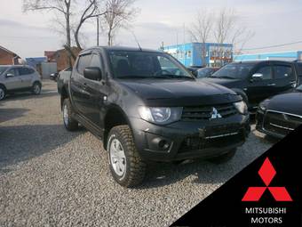 2012 Mitsubishi L200 Pictures