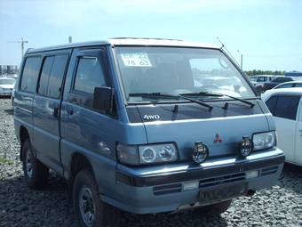 1992 Mitsubishi L300 Photos