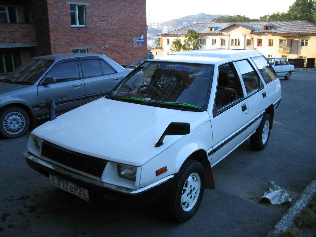 1988 Mitsubishi Lancer