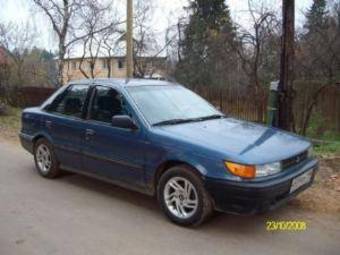 1989 Mitsubishi Lancer Photos