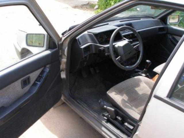 1990 Mitsubishi Lancer