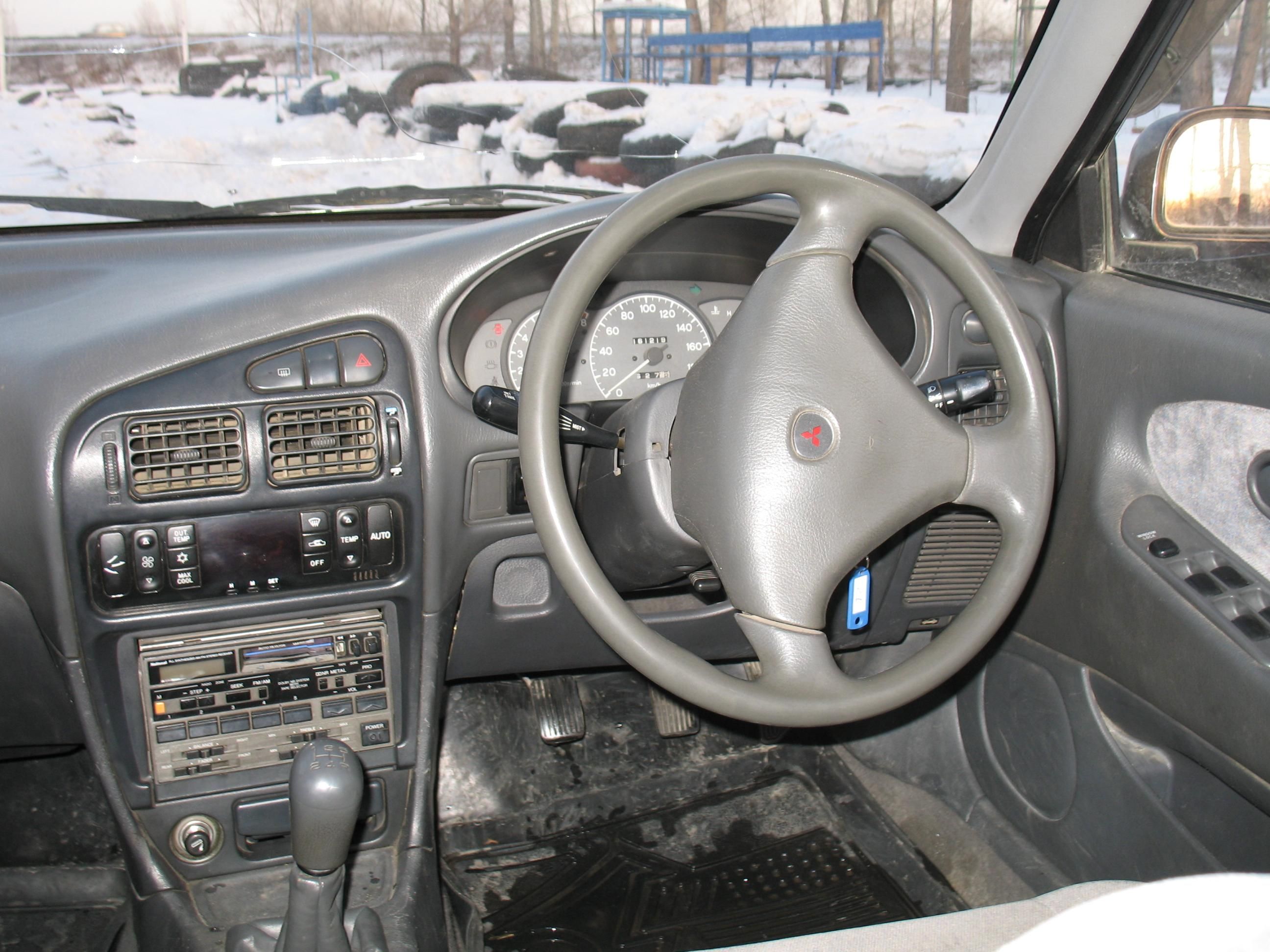 1992 Mitsubishi Lancer