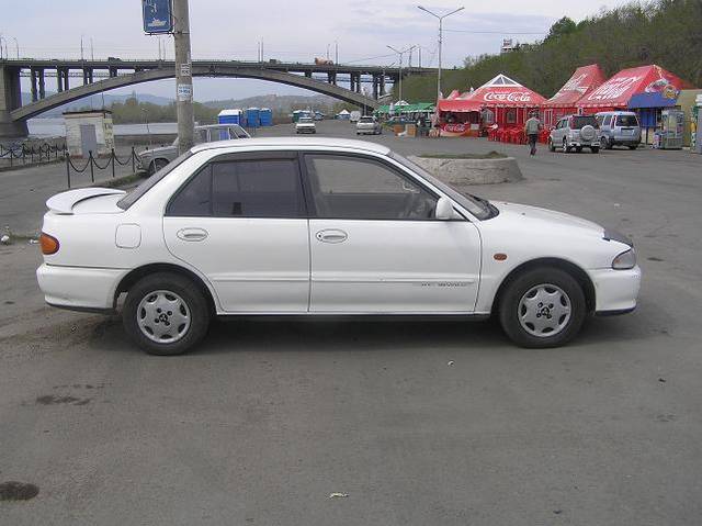 1992 Mitsubishi Lancer