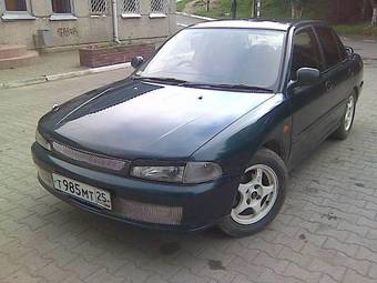 1992 Mitsubishi Lancer Photos