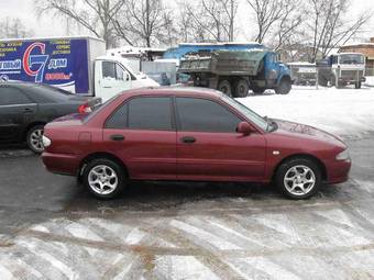 1993 Mitsubishi Lancer Photos