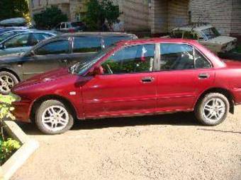1993 Mitsubishi Lancer Photos