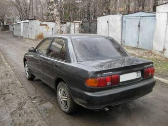 1993 Mitsubishi Lancer Photos