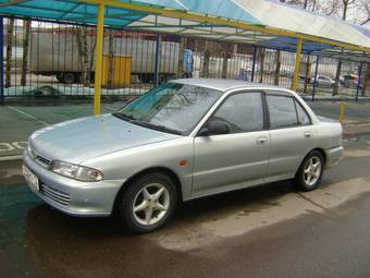 1994 Mitsubishi Lancer Photos