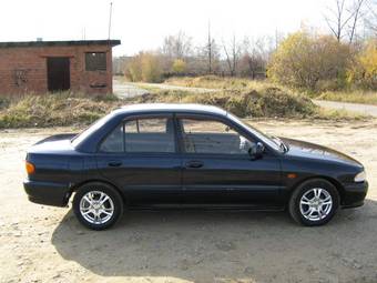 1994 Mitsubishi Lancer Photos