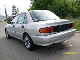 1995 Mitsubishi Lancer Photos