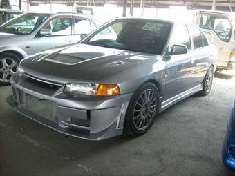 1996 Mitsubishi Lancer Pictures