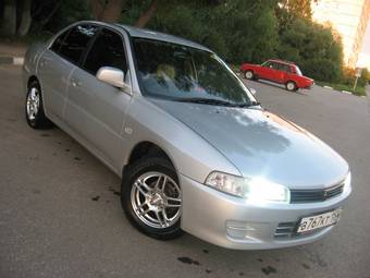 1996 Mitsubishi Lancer Pictures