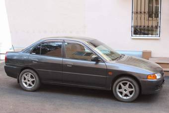 1996 Mitsubishi Lancer Pictures