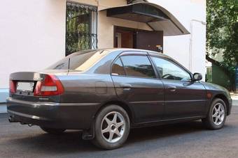 1996 Mitsubishi Lancer Photos